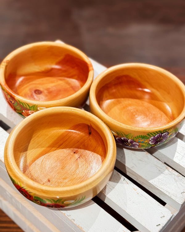 Wood Floral Medium Bowls