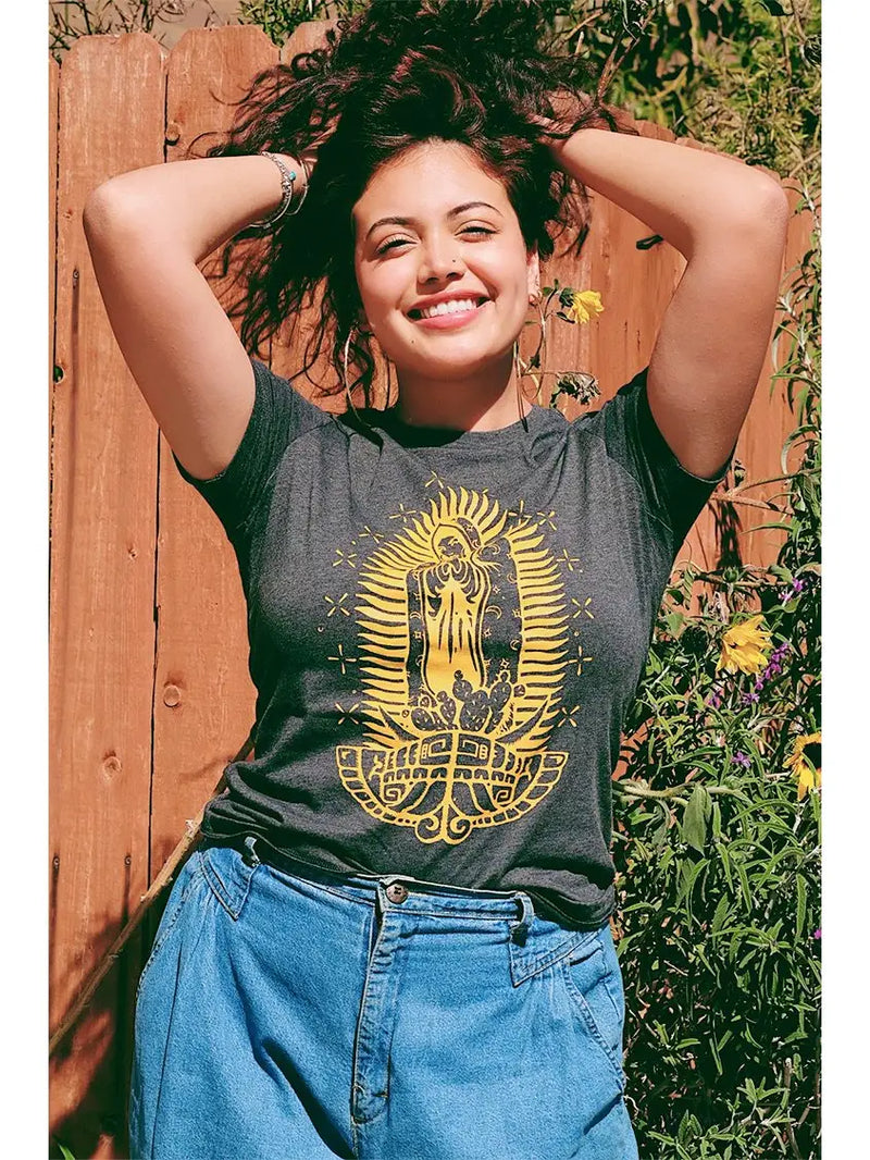 Relaxed Fit Women's Virgencita Tee
